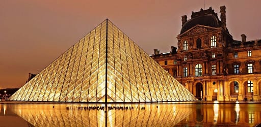 Museu do Louvre em paris